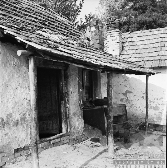 THM-BJ-10490 - Szekszárd, South Hungary, 1967