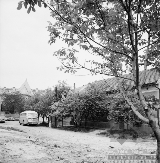 THM-BJ-10848 - Szekszárd, South Hungary, 1977