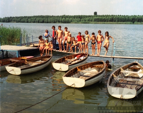 THM-BJ-11144 - Fadd-Dombori, South Hungary, 1975