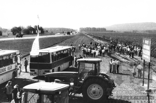 THM-BJ-11256 - Szekszárd, South Hungary, 1981