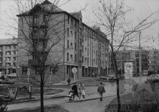 THM-BJ-11819 - Dombóvár, South Hungary, 1980