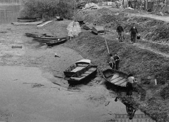 THM-BJ-11850 - Báta, South Hungary, 1987