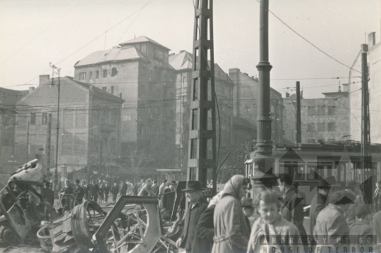 THM-DI-2016.32.3 - The 1956 Revolution and Freedom Fight in Kálvin square and Múzeum Boulevard and in the area