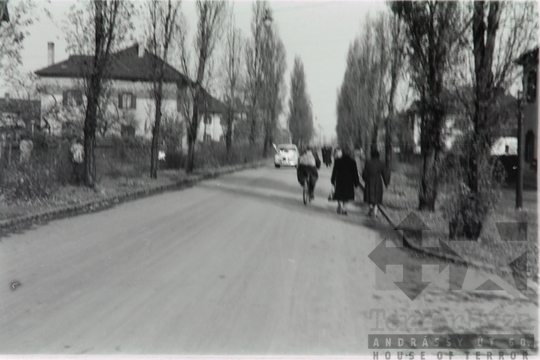 THM-FGY-2017.3.1 - The 1956 Revolution and Freedom Fight in Üllői Street and in the area