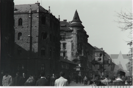 THM-FGY-2017.3.6 - The 1956 Revolution and Freedom Fight in Üllői Street and in the area