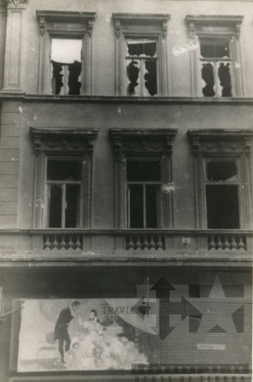 THM-PP-2013.16.24 - The 1956 Revolution and Freedom Fight in Kálvin square, Múzeum Boulevard and in the area