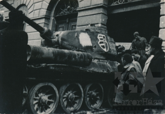 THM-RF-2016.5.33 - The 1956 Revolution and Freedom Fight in Üllői Street and in the area