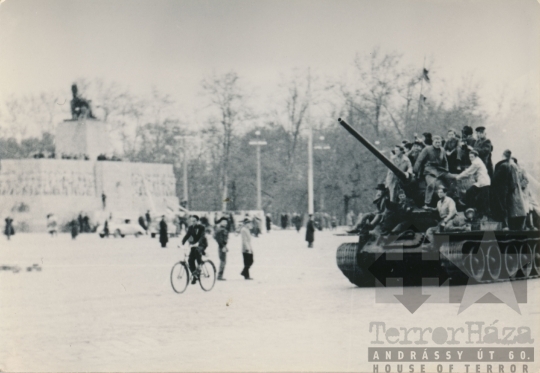 THM-RF-2016.5.43 - The 1956 Revolution and Freedom Fight in Felvonulási Square