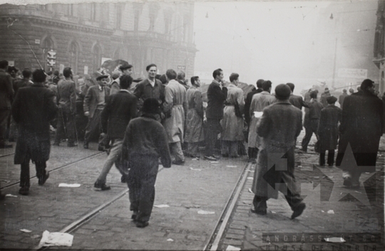 THM-TF-00004 - The 1956 Revolution and Freedom Fight in Blaha Lujza Square