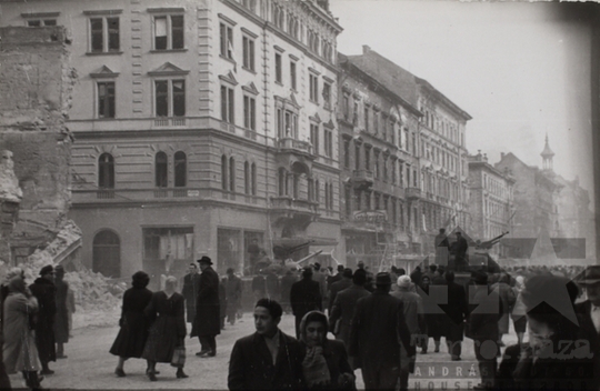 THM-TF-00008 - The 1956 Revolution and Freedom Fight in Rákóczi Street and in the area