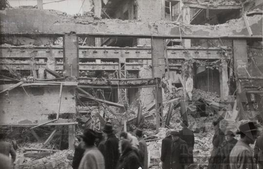 THM-TF-00009 - The 1956 Revolution and Freedom Fight in Rákóczi Street and in the area