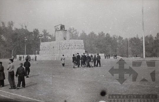 THM-TF-00021 - The 1956 Revolution and Freedom Fight in Felvonulási Square