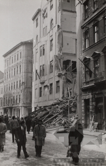 THM-TF-00040 - The 1956 Revolution and Freedom Fight in József Boulevard and in the area