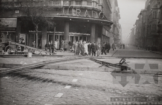 THM-TF-00073 - The 1956 Revolution and Freedom Fight in Erzsébet Boulevard and in the area