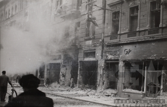THM-TF-00080 - The 1956 Revolution and Freedom Fight in Rákóczi Street and in the area