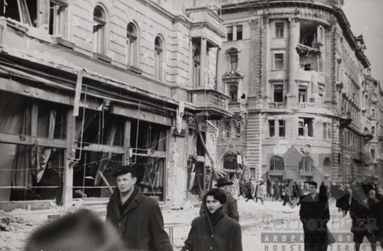 THM-TF-00094 - The 1956 Revolution and Freedom Fight in Rákóczi Street and in the area