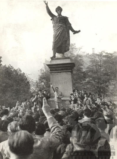 THM-UN-2016.1.15 - The 1956 Revolution and Freedom Fight in city centre