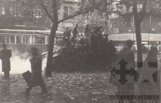 THM-UN-2017.1.25 - The 1956 Revolution and Freedom Fight in Rákóczi street and in the area